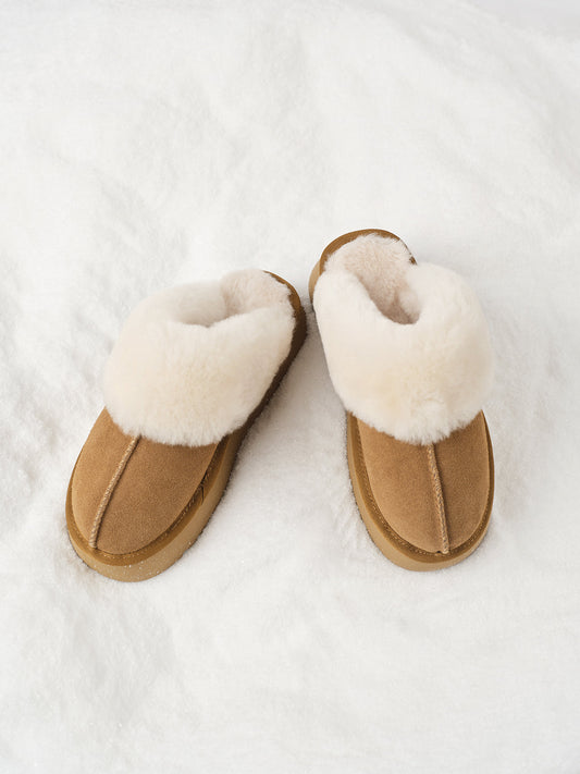 Furry Leather Slippers – Cozy Shearling-Lined Indoor Shoes with Non-Slip Sole